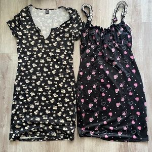 2 Cute Mini Style dresses in Medium Gently used